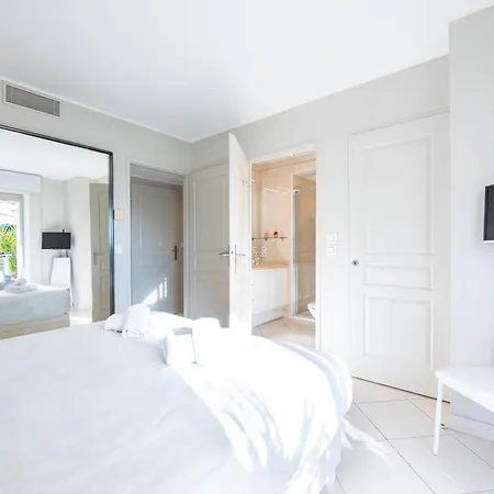 3-br Sea View Swimming Pool Appartement Cannes