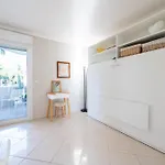 Διαμέρισμα 3-br Sea View Swimming Pool *