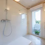 3-br Sea View Swimming Pool