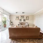 3-br Sea View Swimming Pool *