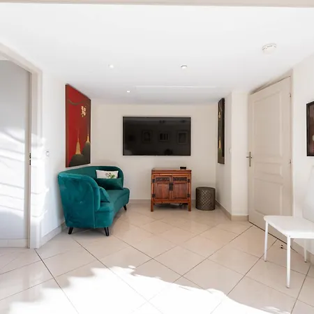 Lejlighed 3-br Sea View Swimming Pool