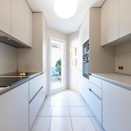 Lejlighed 3-br Sea View Swimming Pool *