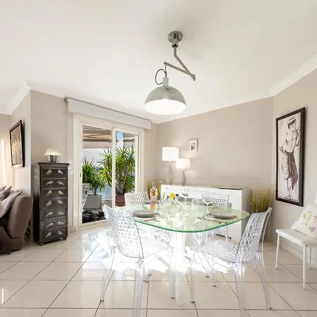 3-br Sea View Swimming Pool *