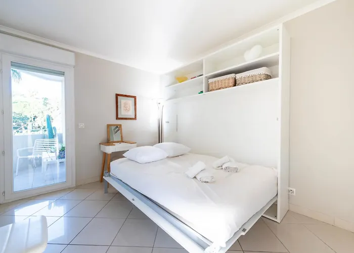 3-br Sea View Swimming Pool شقة *