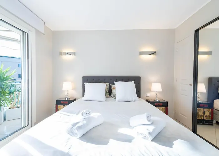3-br Sea View Swimming Pool شقة كان