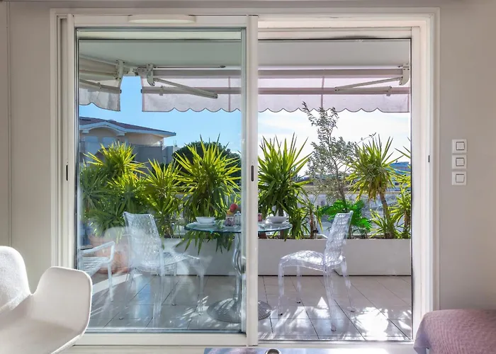 3-br Sea View Swimming Pool كان