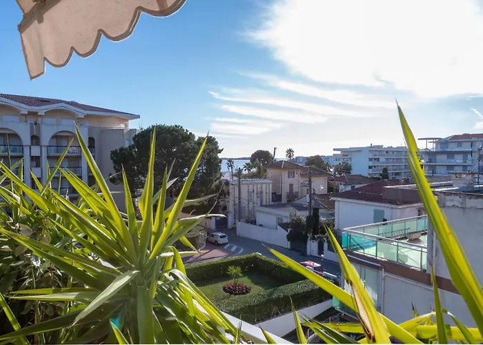شقة 3-br Sea View Swimming Pool كان