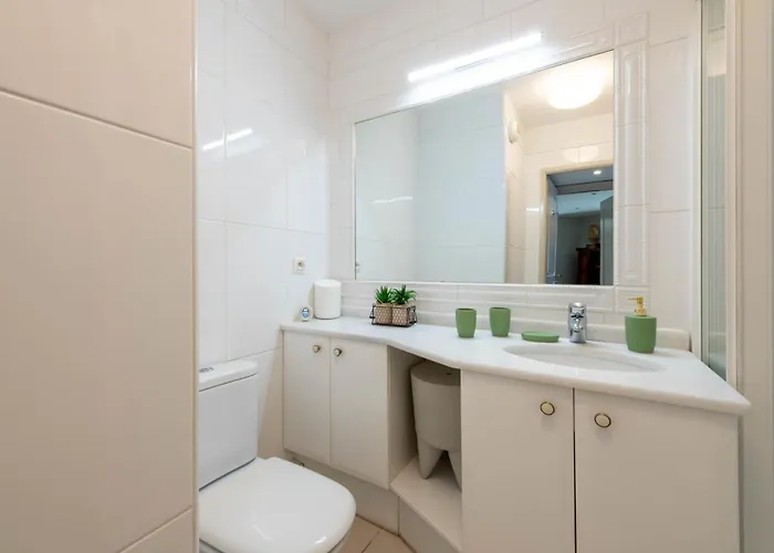 3-br Sea View Swimming Pool شقة *