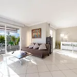 3-br Sea View Swimming Pool Lejlighed Cannes