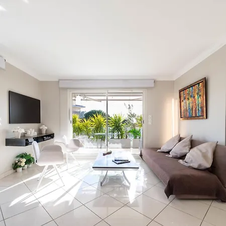 3-br Sea View Swimming Pool * Cannes